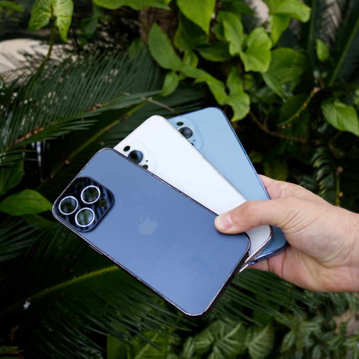 Capa Acrílica Fosca com Proteção de Câmera New Skin - Apple